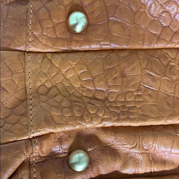 Linea Pelle Collection - Picture 6 of 8